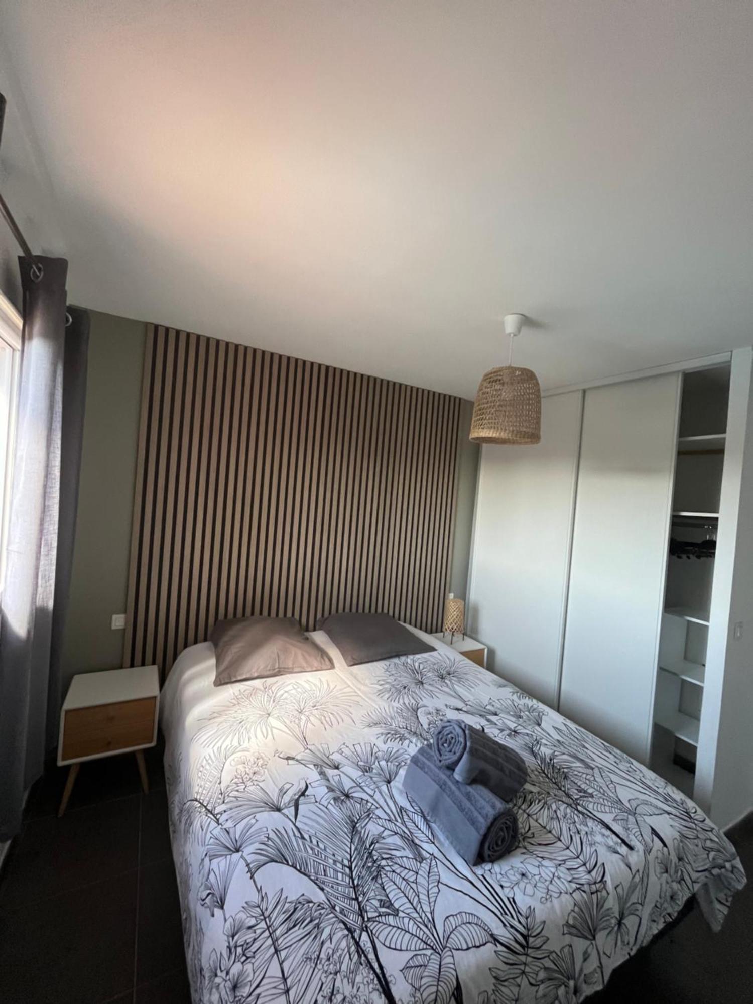Villa Chez Geraldine Piscine Chauffee, Proche Plage Et Riviere 르씨 외부 사진